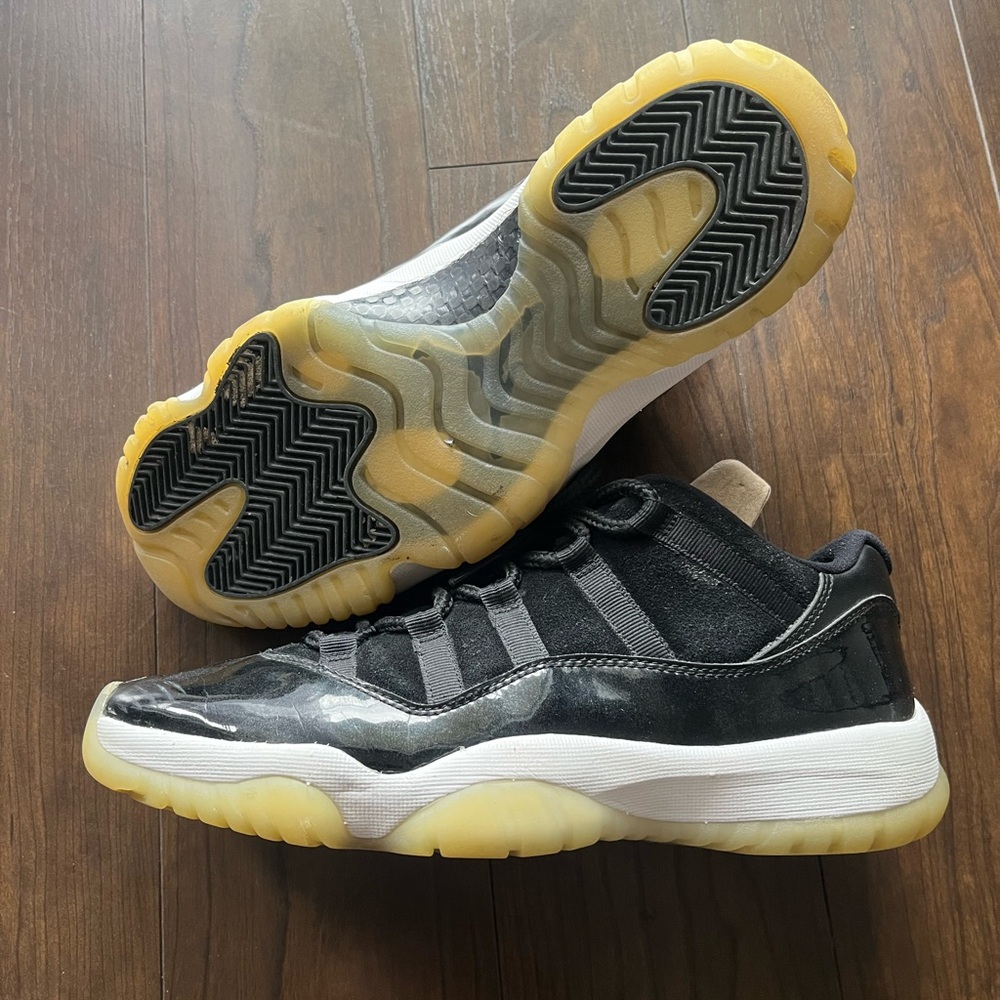 Jordan 11 Low